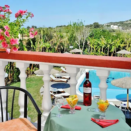 Hotel Naturist Angel Nudist Club - Adults Only Paradeísion