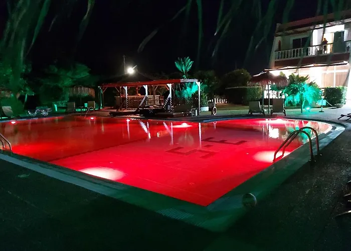Naturist Angel Nudist Club - Adults Only 3*