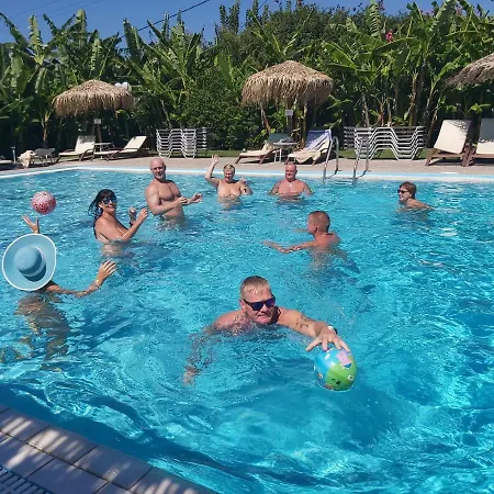Naturist Angel Nudist Club - Adults Only ホテル