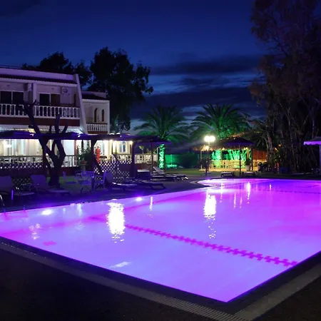 Naturist Angel Nudist Club - Adults Only 3*