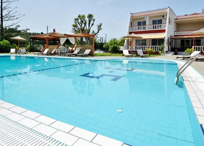 Naturist Angel Nudist Club - Adults Only Hotel Paradeísion