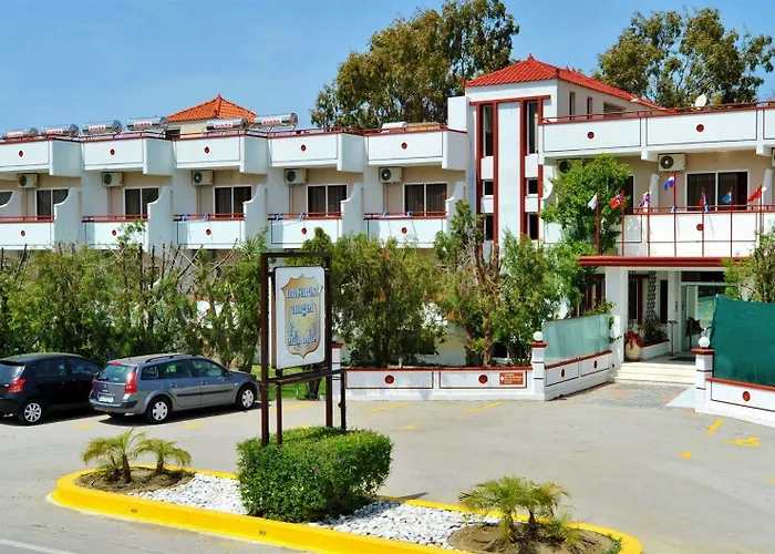 Hotel Naturist Angel Nudist Club - Adults Only Paradeísion