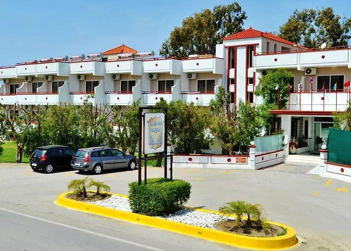 Naturist Angel Nudist Club - Adults Only 3*