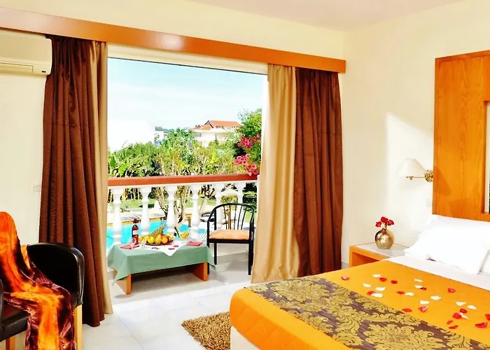 Naturist Angel Nudist Club - Adults Only